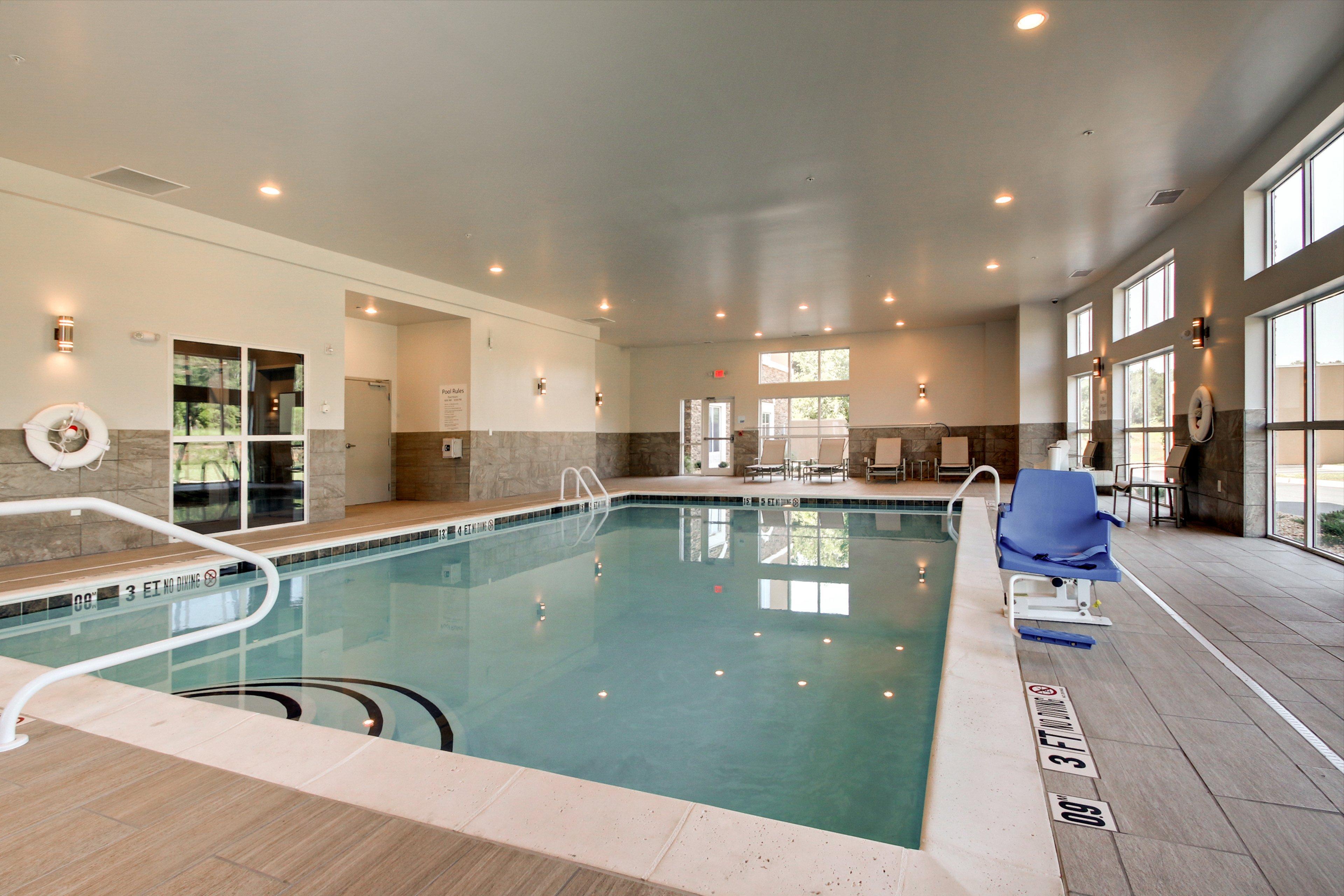 Holiday Inn Express & Suites Albany Exteriér fotografie