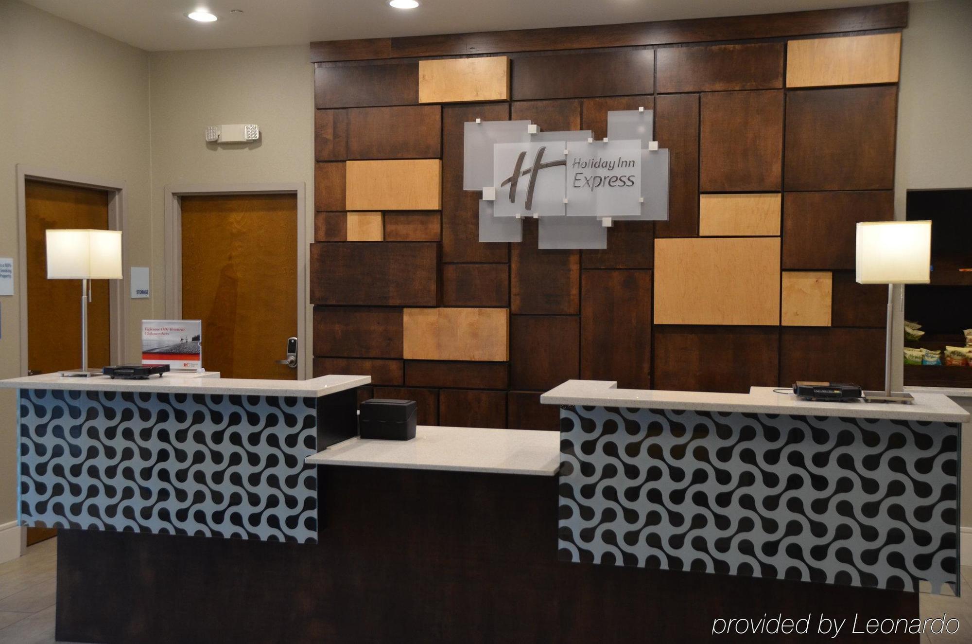 Holiday Inn Express & Suites Albany Exteriér fotografie